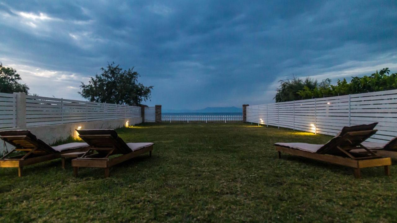 Terracotta Beach House Lefkimmi  Exterior photo